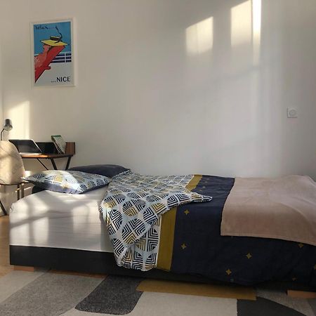 Charmant Palais Riviera Climatise Vieux نيس المظهر الخارجي الصورة