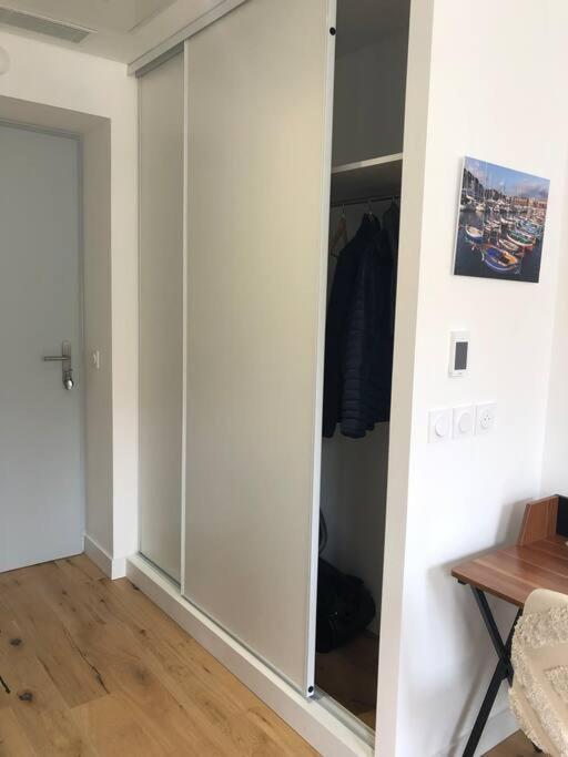 Charmant Palais Riviera Climatise Vieux نيس المظهر الخارجي الصورة