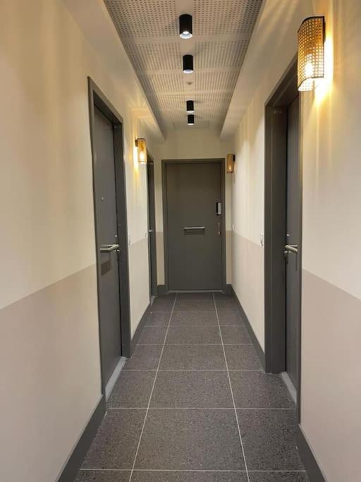 Charmant Palais Riviera Climatise Vieux نيس المظهر الخارجي الصورة